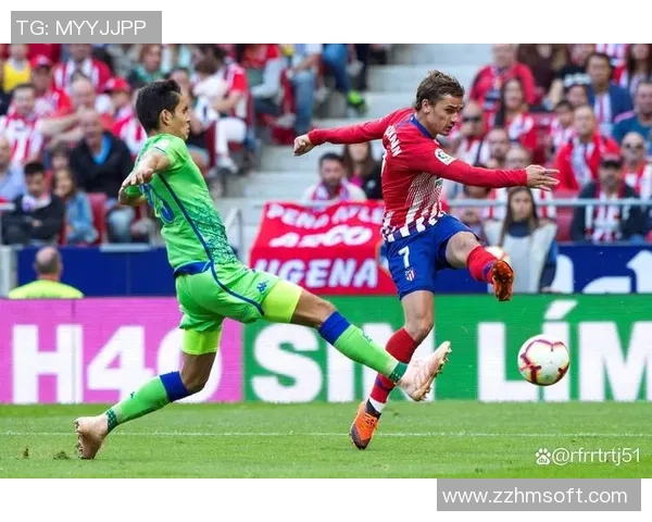 西甲经典对决AC米兰与马竞激战成平点球大战引发全场狂欢