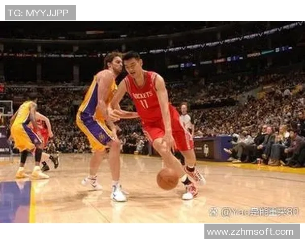 姚明身高揭秘：他究竟有多高让人惊叹的篮球巨人之谜