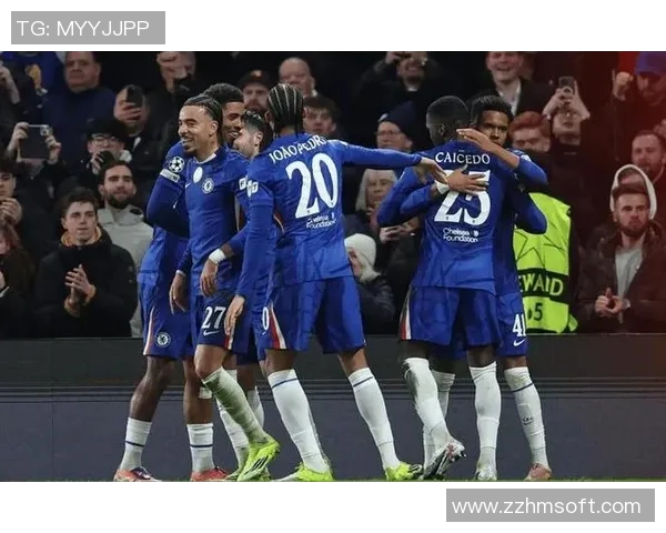 切尔西在足总杯中以6-2大胜那不勒斯争议判罚引发全场热议 切尔西在足总杯中以6-2大胜那不勒斯争议判罚引发全场热议