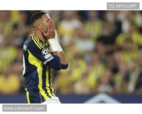 国王杯惊现乌龙球本菲卡小胜国米引发争议判罚全场沸腾 国王杯惊现乌龙球本菲卡小胜国米引发争议判罚全场沸腾