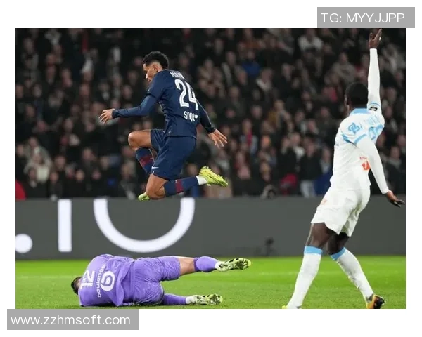 足总杯精彩对决利物浦大胜巴黎圣日耳曼乌龙球引爆全场激情时刻